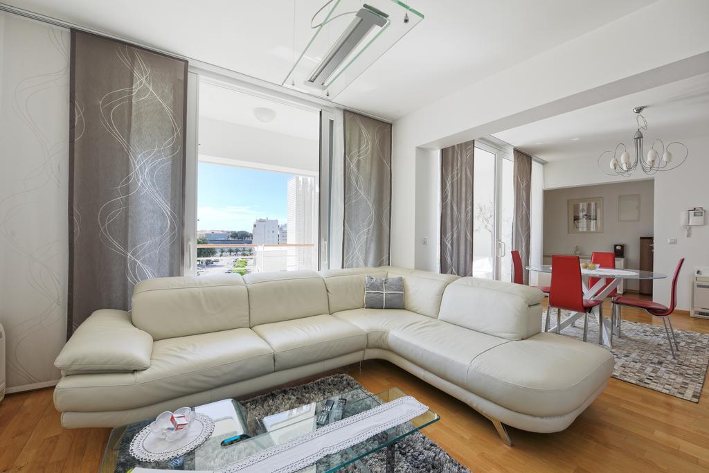 M&D Apartment ザダル エクステリア 写真